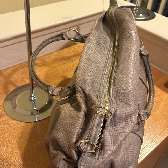 MCM Handbag Made In Italy- Rare - Picture 5 of 12